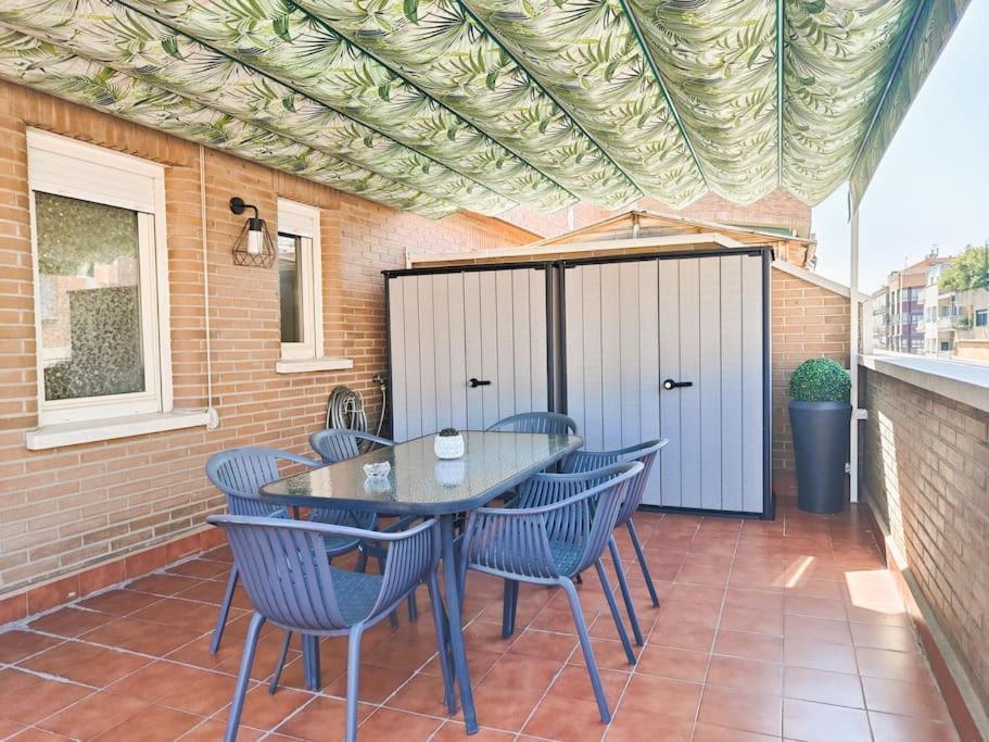 Apartamentos Turisticos Seviro Madrid Exteriör bild